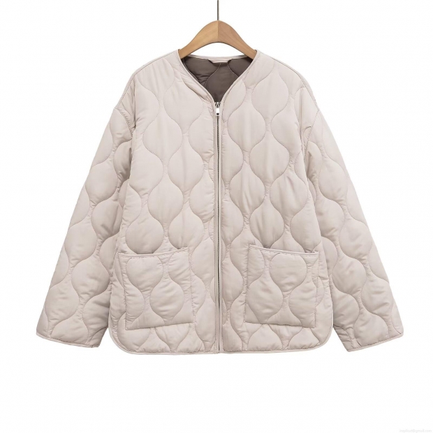 Women's Quilted Puffer Jacket Round Neck Wave Stitch Lightweight Warm Winter Coat Solid Color Streetwear Loose Outerwear With Pockets Zipper Closure Women's Quilted Puffer Jacket Round Neck Wave Stitch Lightweight Warm Winter Coat Solid Color Streetwear Loose Outerwear With Pockets Zipper Closure