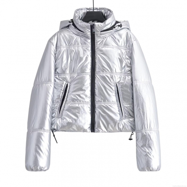 Women's Metallic Puffer Jacket Shiny Coated Hooded Zip Up Short Coat Winter Outdoor Warm Fashion Modern Padded Outerwear Women's Metallic Puffer Jacket Shiny Coated Hooded Zip Up Short Coat Winter Outdoor Warm Fashion Modern Padded Outerwear
