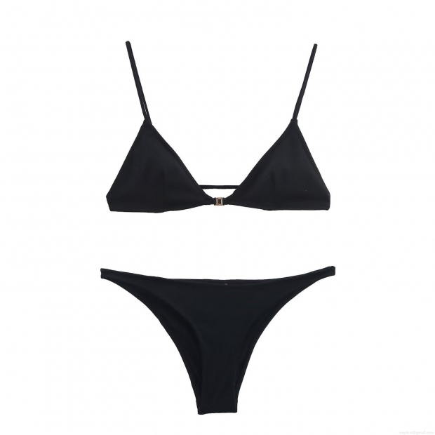 Women's Sexy Black Bikini Set Backless Camisole Top And Triangle Briefs Two Piece Set With Gold Metal Buckle Detail Polyester Swimsuit For Beach Vacation Street Style Women's Sexy Black Bikini Set Backless Camisole Top And Triangle Briefs Two Piece Set With Gold Metal Buckle Detail Polyester Swimsuit For Beach Vacation Street Style