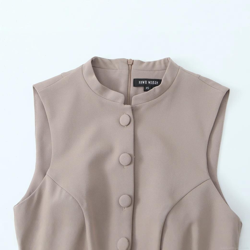 Women's Sleeveless Stand Collar Romper Elegant Solid Color Button Down Short Jumpsuit Summer Chic Playsuit With Pockets Casual Party Outfit For Women
