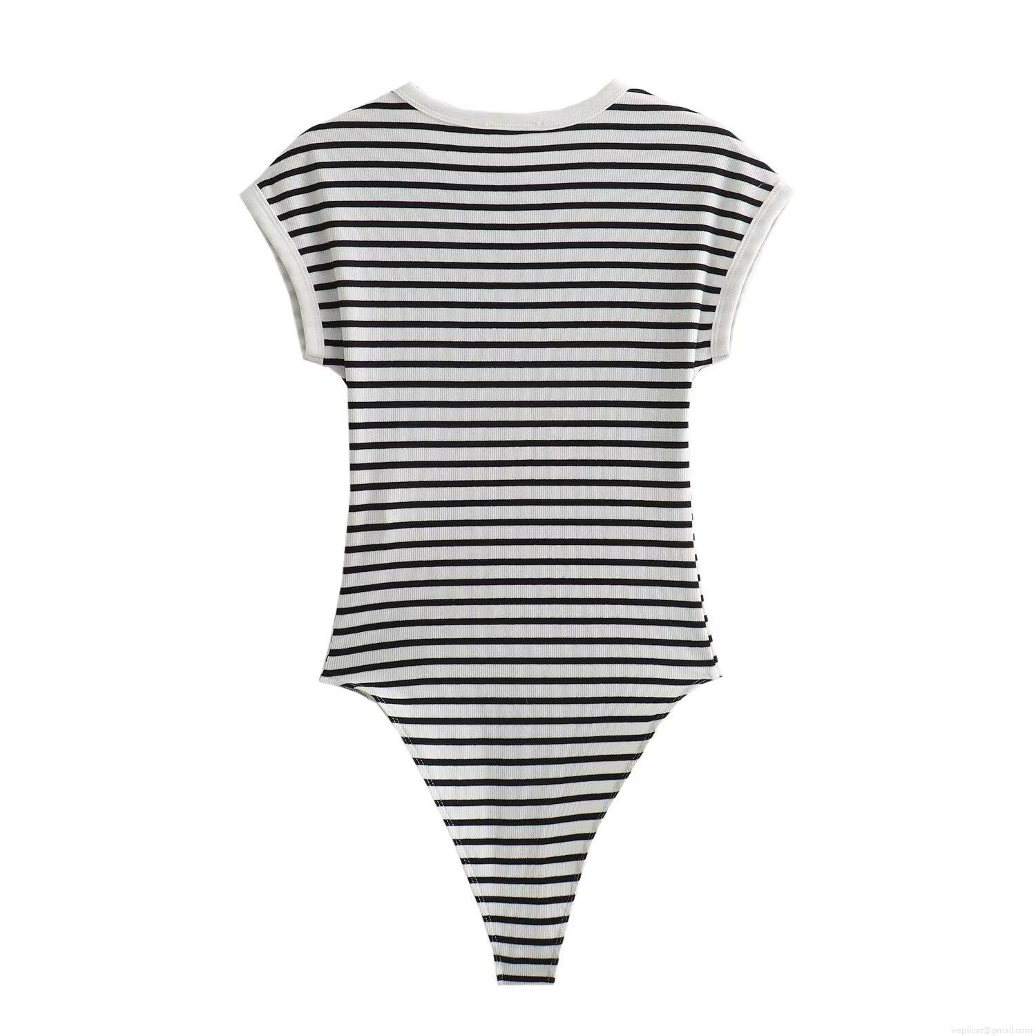 Fashion Women's Ribbed Knit Bodysuit Round Neck Raglan Short Sleeve Pullover Slim Fit One Piece Jumpsuit With Snap Bottom For Casual Streetwear