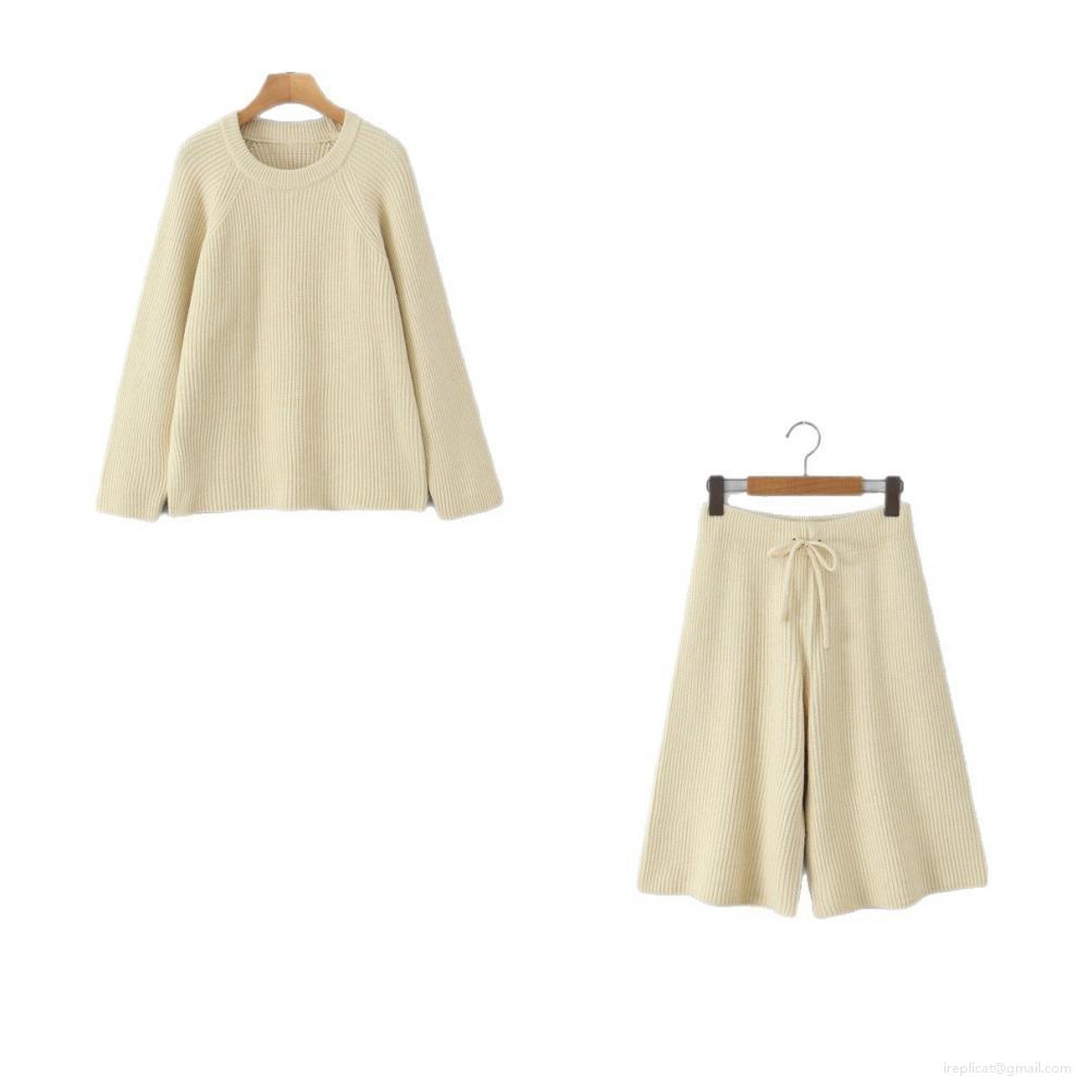 Women's Two Piece Knit Set Solid Color Round Neck Pullover Long Sleeve Sweater and Wide Leg Drawstring Shorts Casual Loungewear Outfit Streetwear