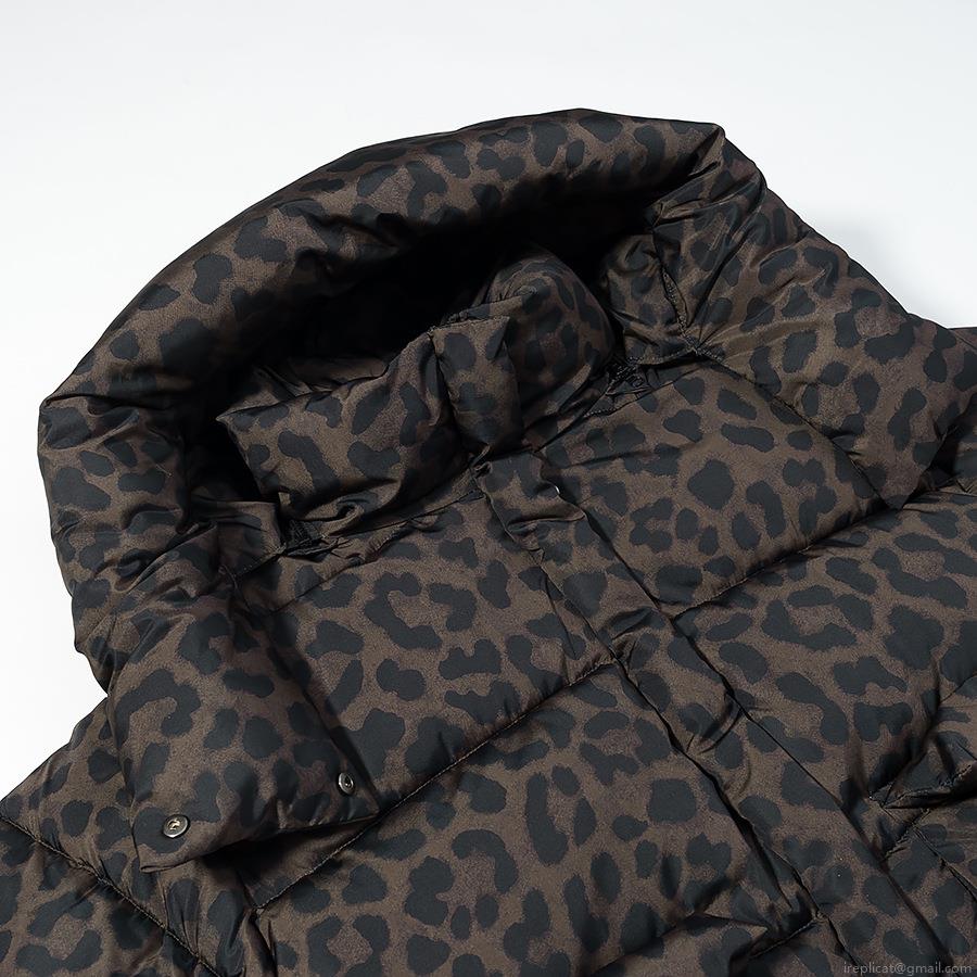 Women's Leopard Print Hooded Puffer Jacket Casual Warm Polyester Padded Coat with Pockets Long Sleeve Zip Up Outerwear for Winter Streetwear
