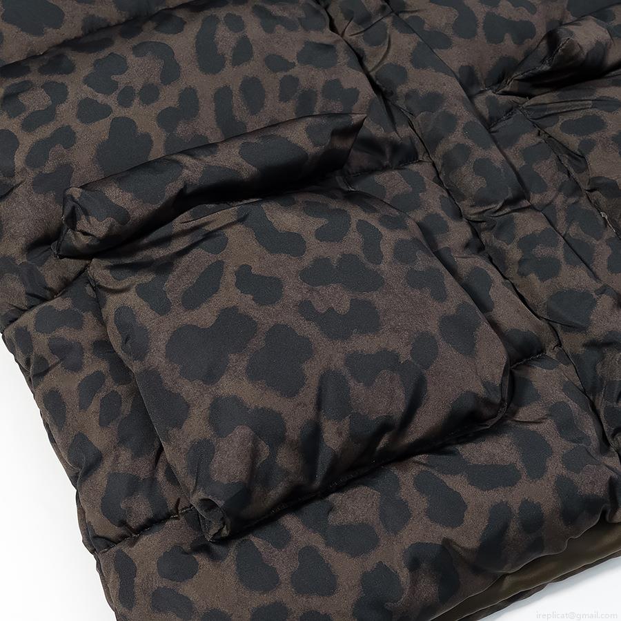 Women's Leopard Print Hooded Puffer Jacket Casual Warm Polyester Padded Coat with Pockets Long Sleeve Zip Up Outerwear for Winter Streetwear