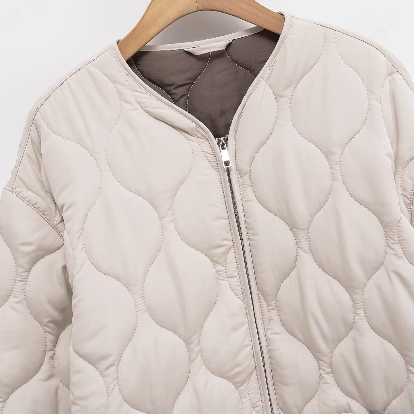 Women's Casual Lightweight Wavy Quilted Jacket Zip Up Padded Coat With Pockets Solid Color Polyester Outerwear For Women Simple Winter Style