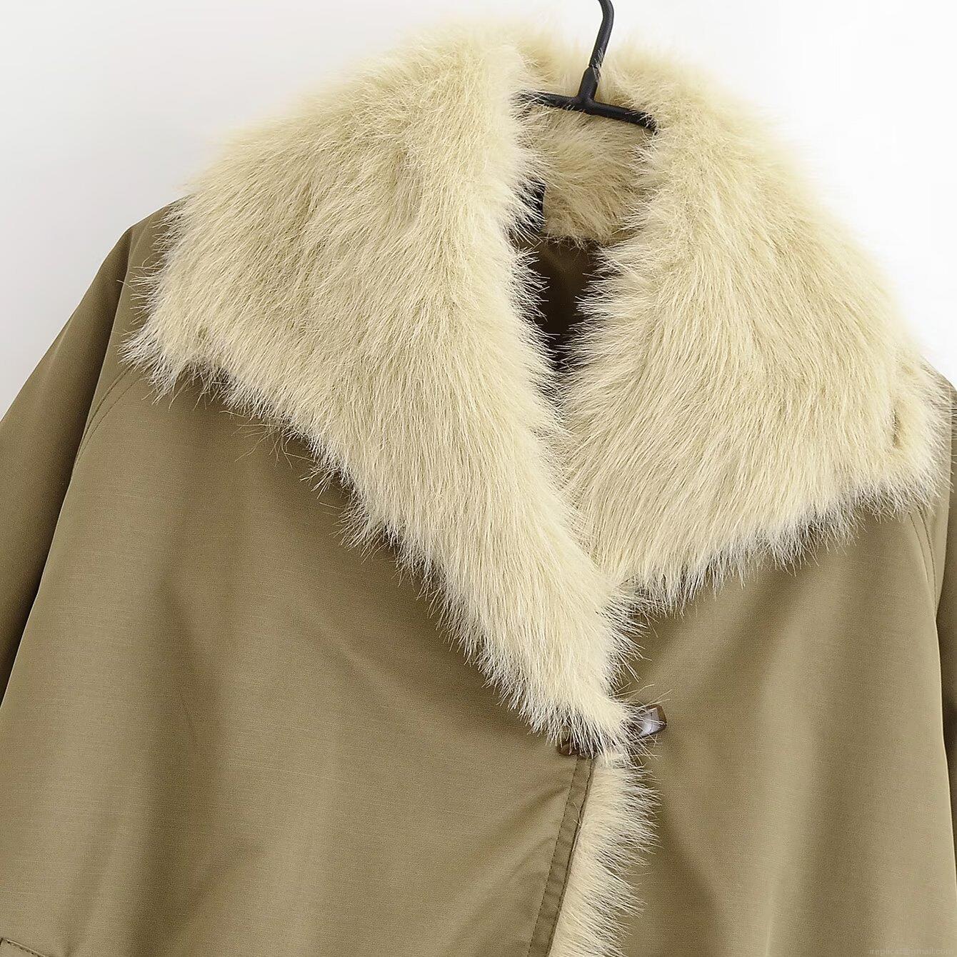 Women Casual Cotton-Padded Jacket With Faux Fur Collar Ox Horn Toggle Buttons Warm Winter Loose 100% Polyester Outerwear Coat For Ladies