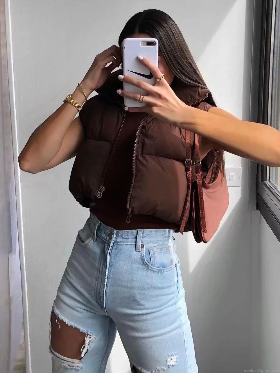 Women's Puffer Vest Polyester Padded Stand Collar Zipper Quilted Short Gilet For Outdoor Street Casual Autumn Winter