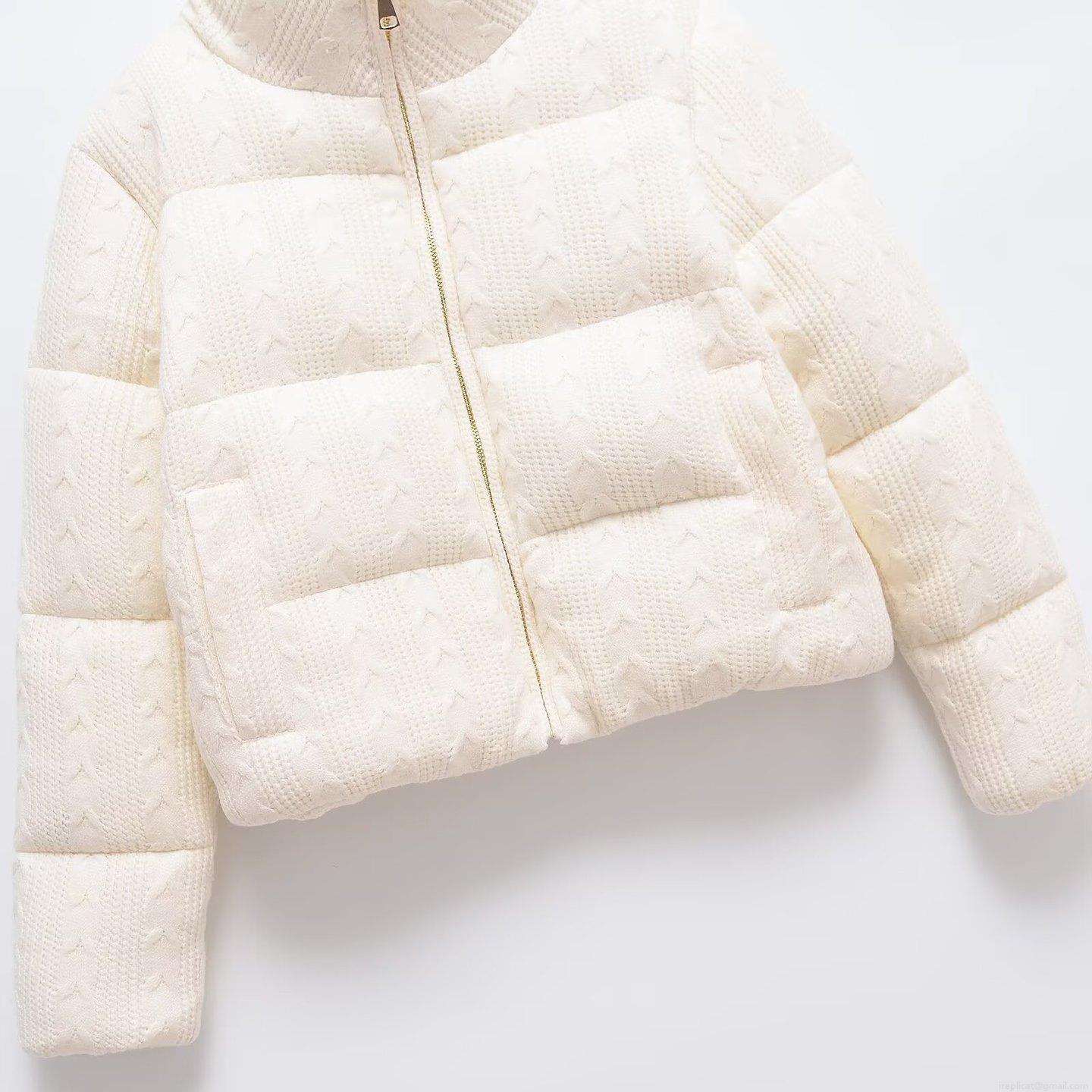 Women's Thickened Cable Knit Puffer Jacket Fashion Stand Collar Warm Winter Short Cotton Padded Coat With Metal Zipper For Women
