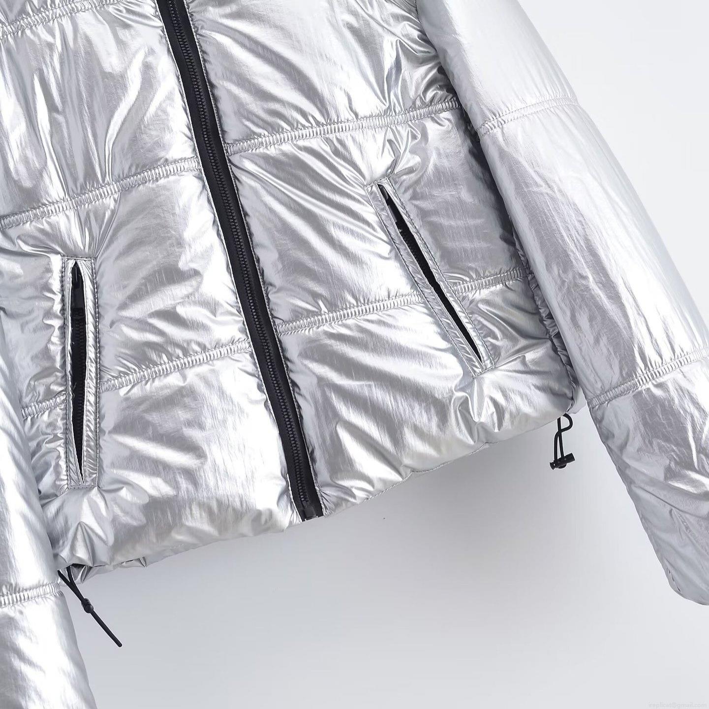 Women's Fashion Metallic Glossy Hooded Puffer Jacket Thickened Warm Short Padded Coat With Zipper Pocket Casual Winter Outerwear