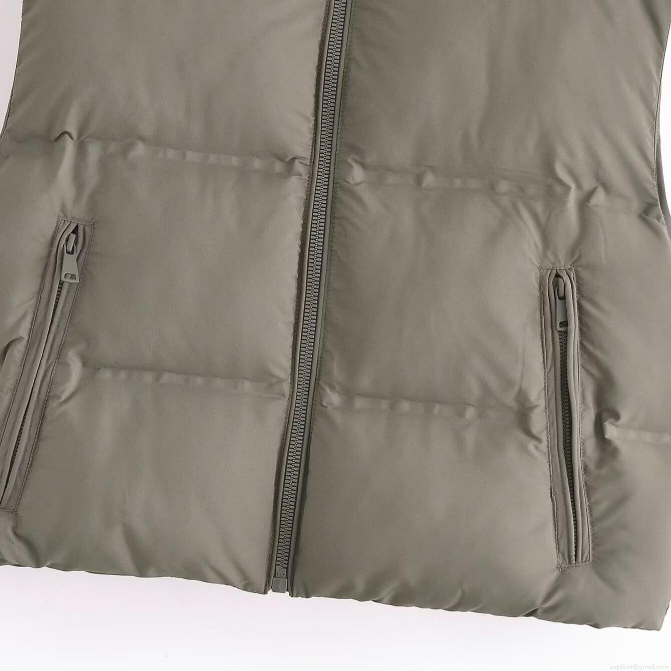 Women's Autumn Casual Loose Padded Vest Stand Collar Quilted Gilet Sleeveless Jacket Polyester With Imitation Silk Cotton Filling Lightweight Warm Puffer Waistcoat For Daily Outdoor Women Wear