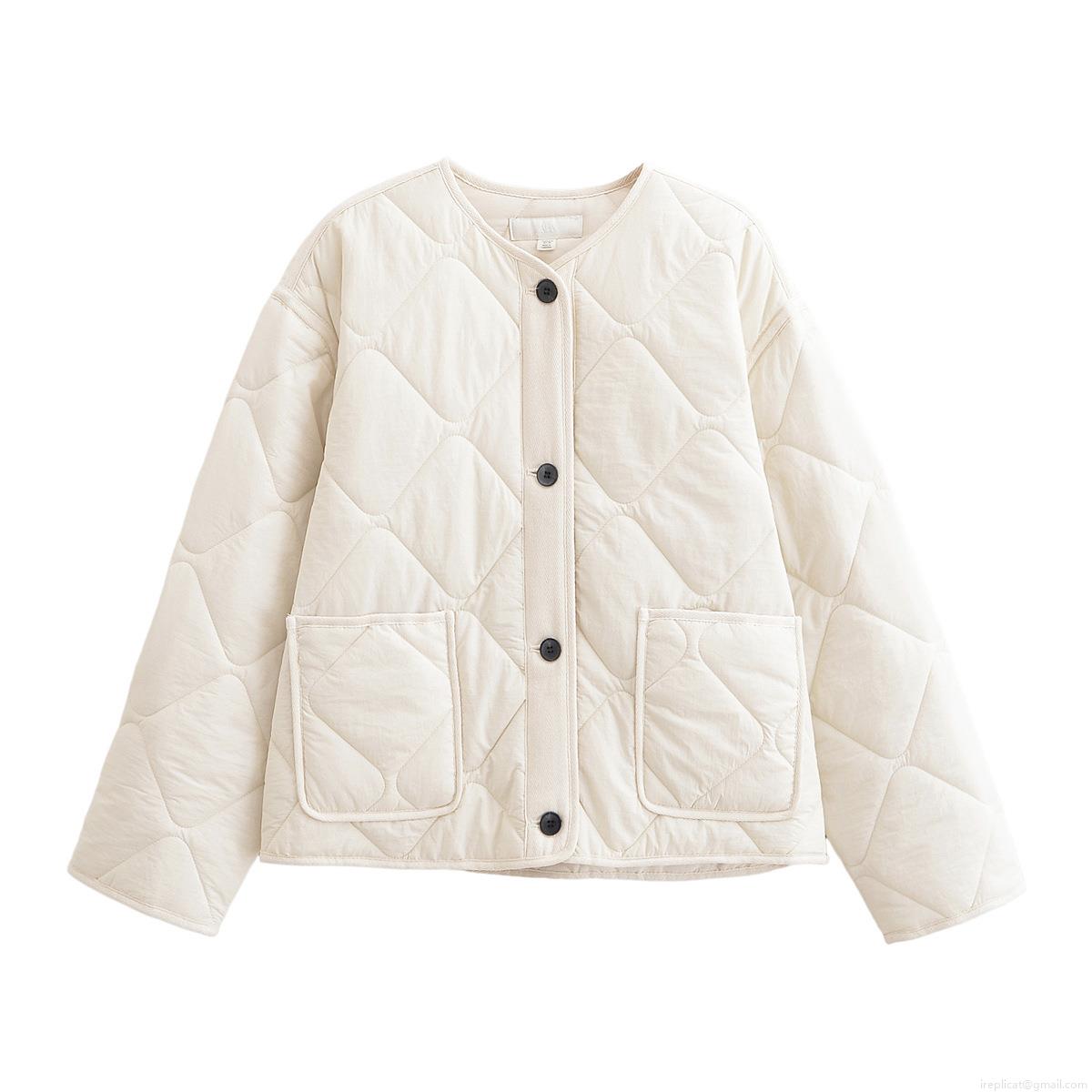 Women's Quilted Jacket Round Neck Diamond Lattice Padded Coat Solid Color Button Down Outerwear With Pockets Retro Casual Fashion Lady Lightweight Warm Cotton Jacket